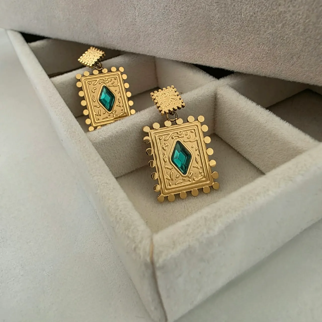 NEFERTITI earrings