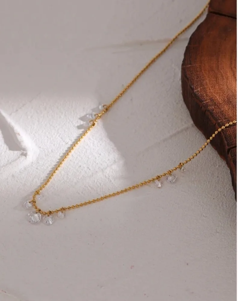 LARISSA necklace