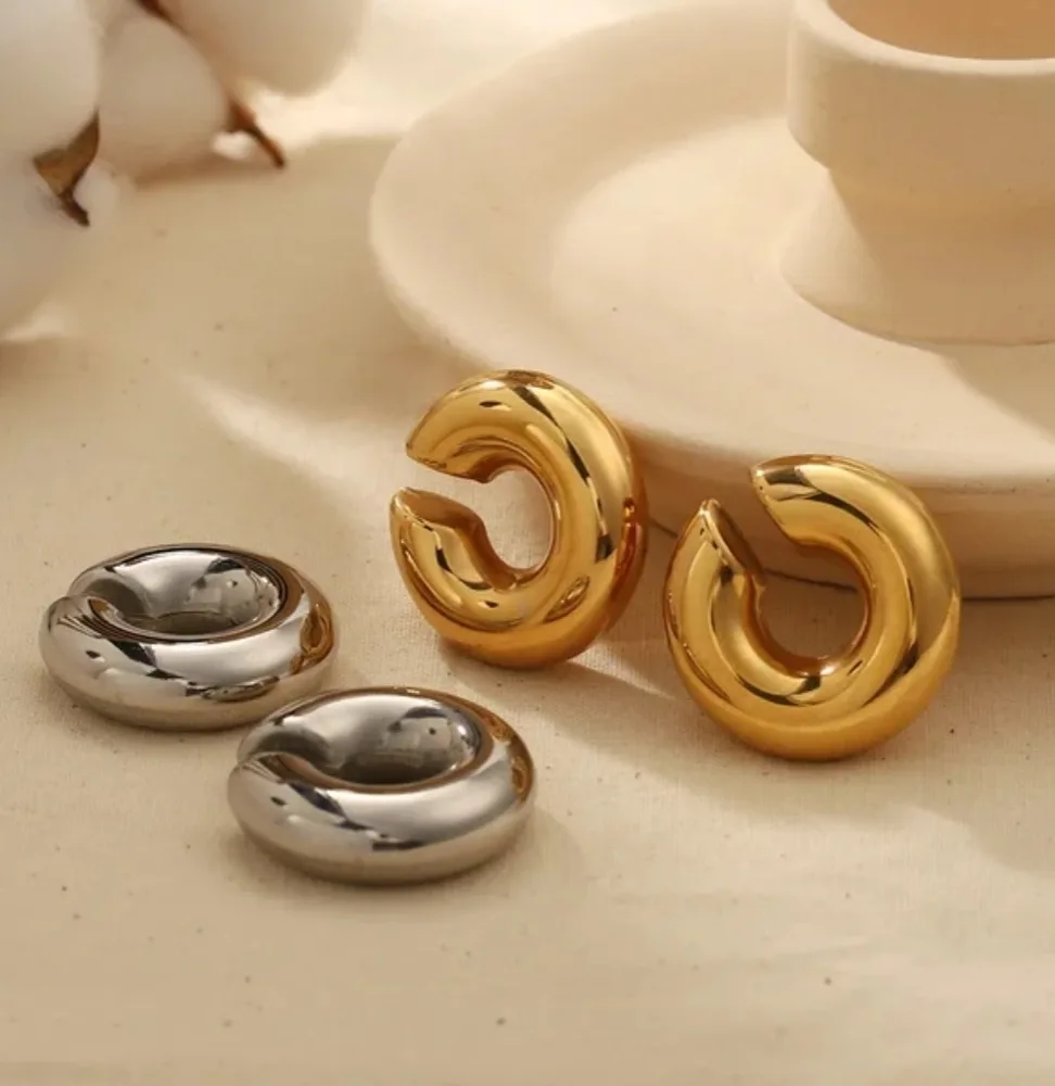 Lyana chunky ear cuffs