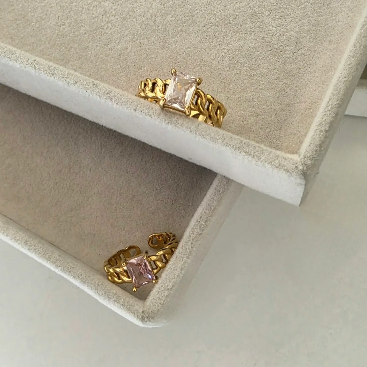 VICTORIA  rings