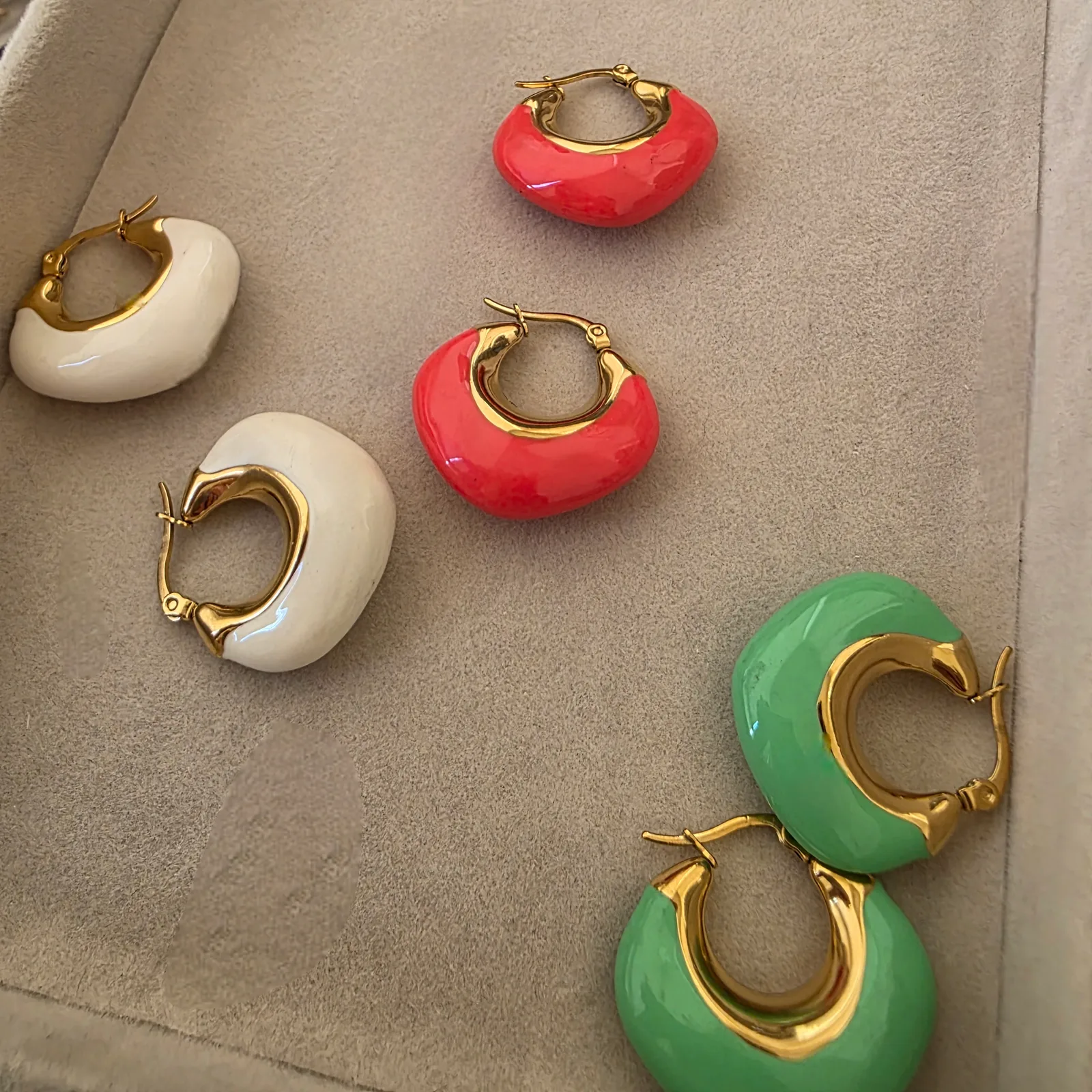 Vivienne earrings