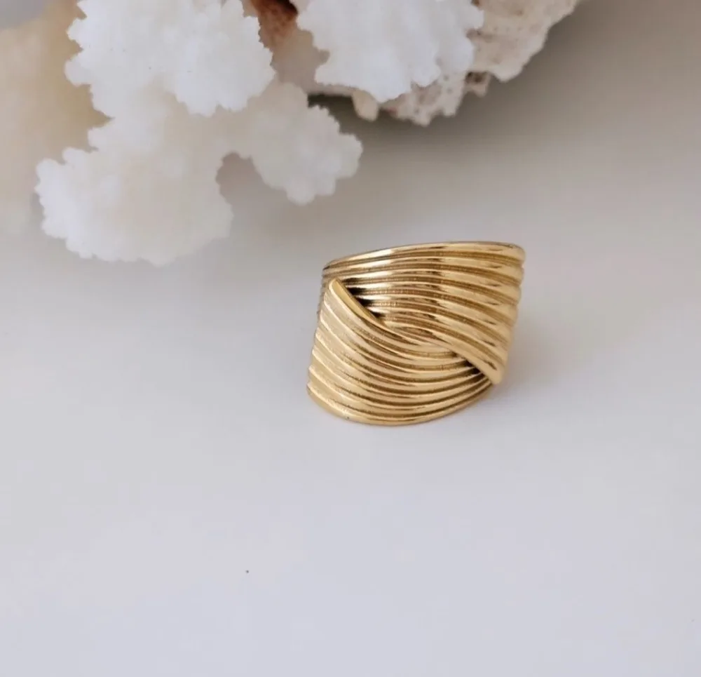 ALLEGRA ring
