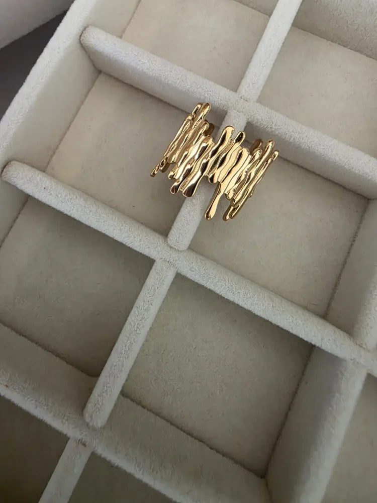 DAMITA RING