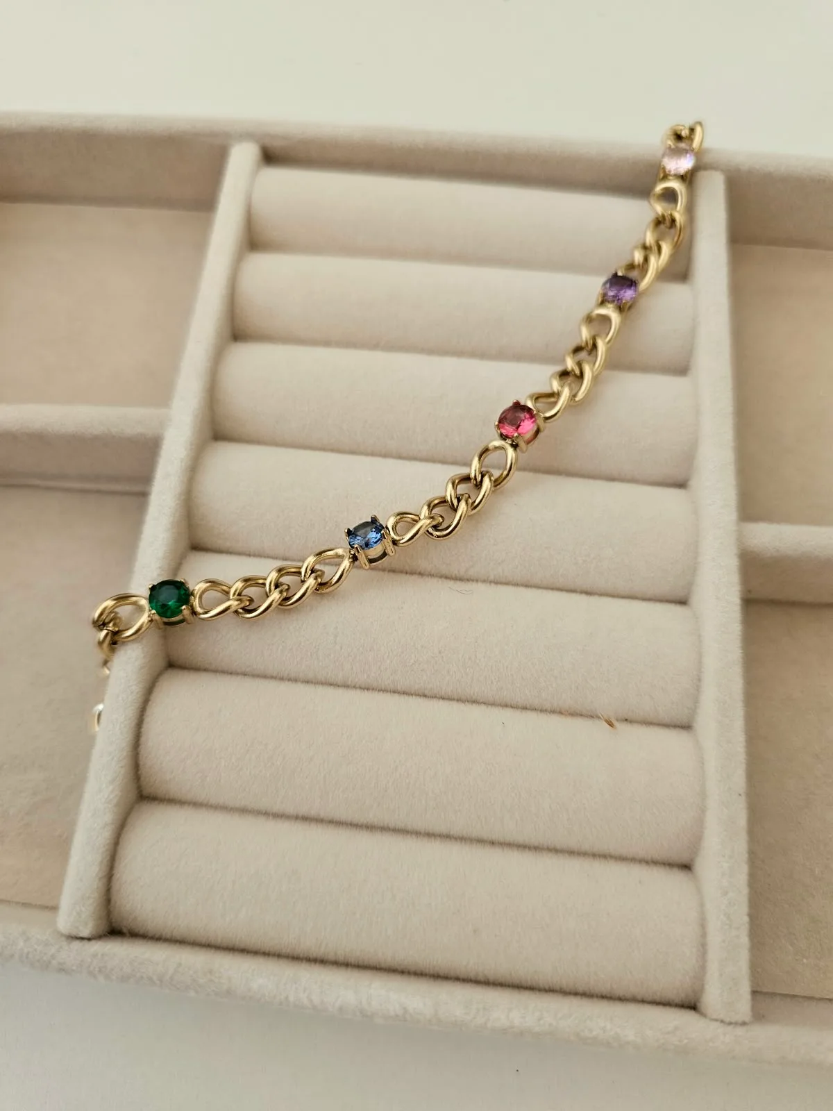 EMPRESS BRACELEYT