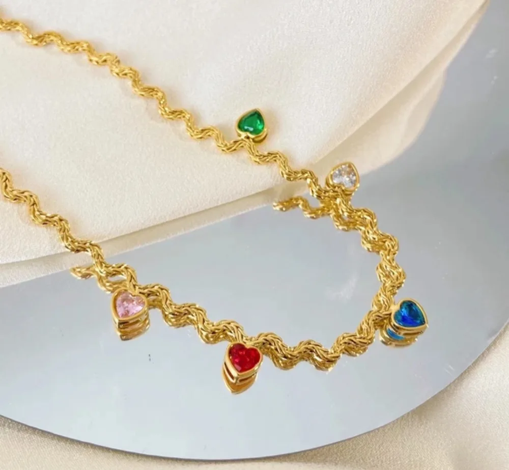 ALEXANDRA necklace