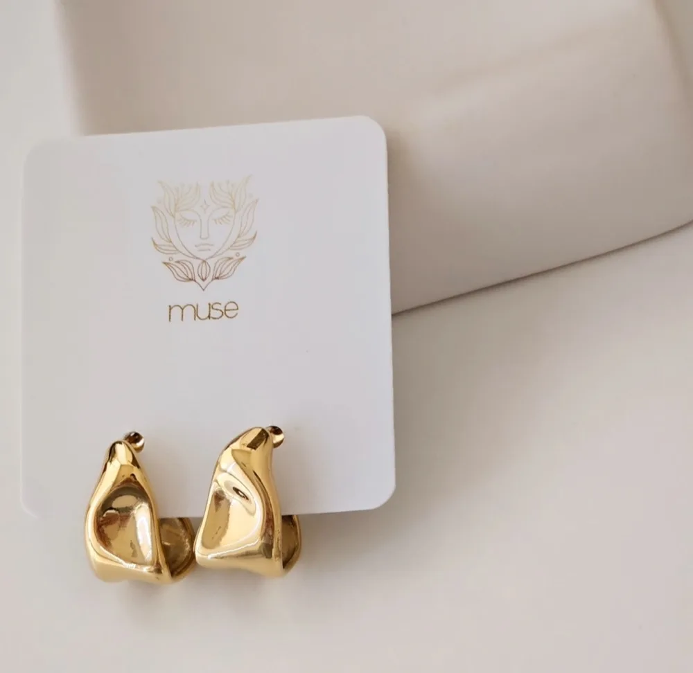 NORA earrings