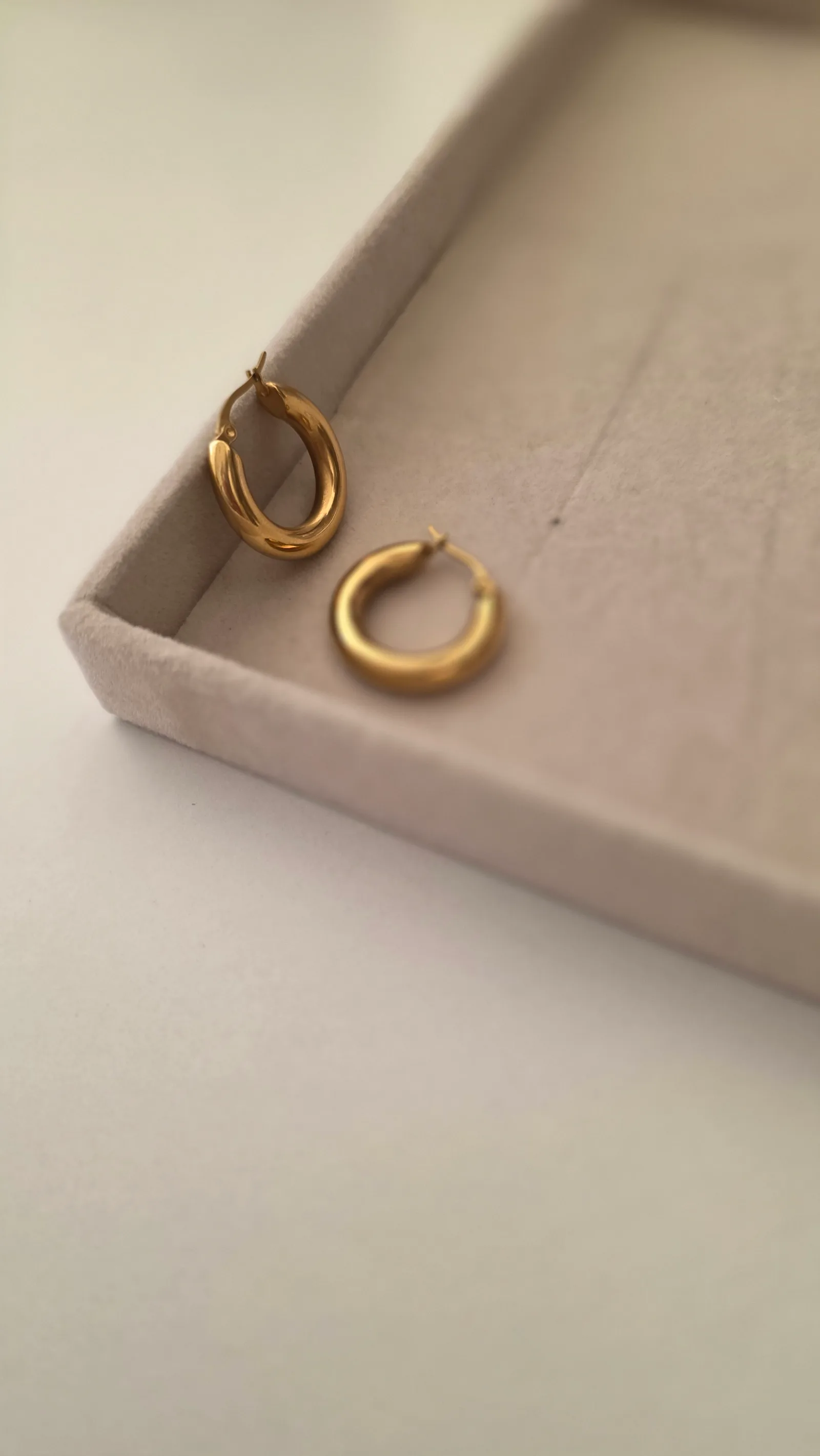 TATIANNA hoops