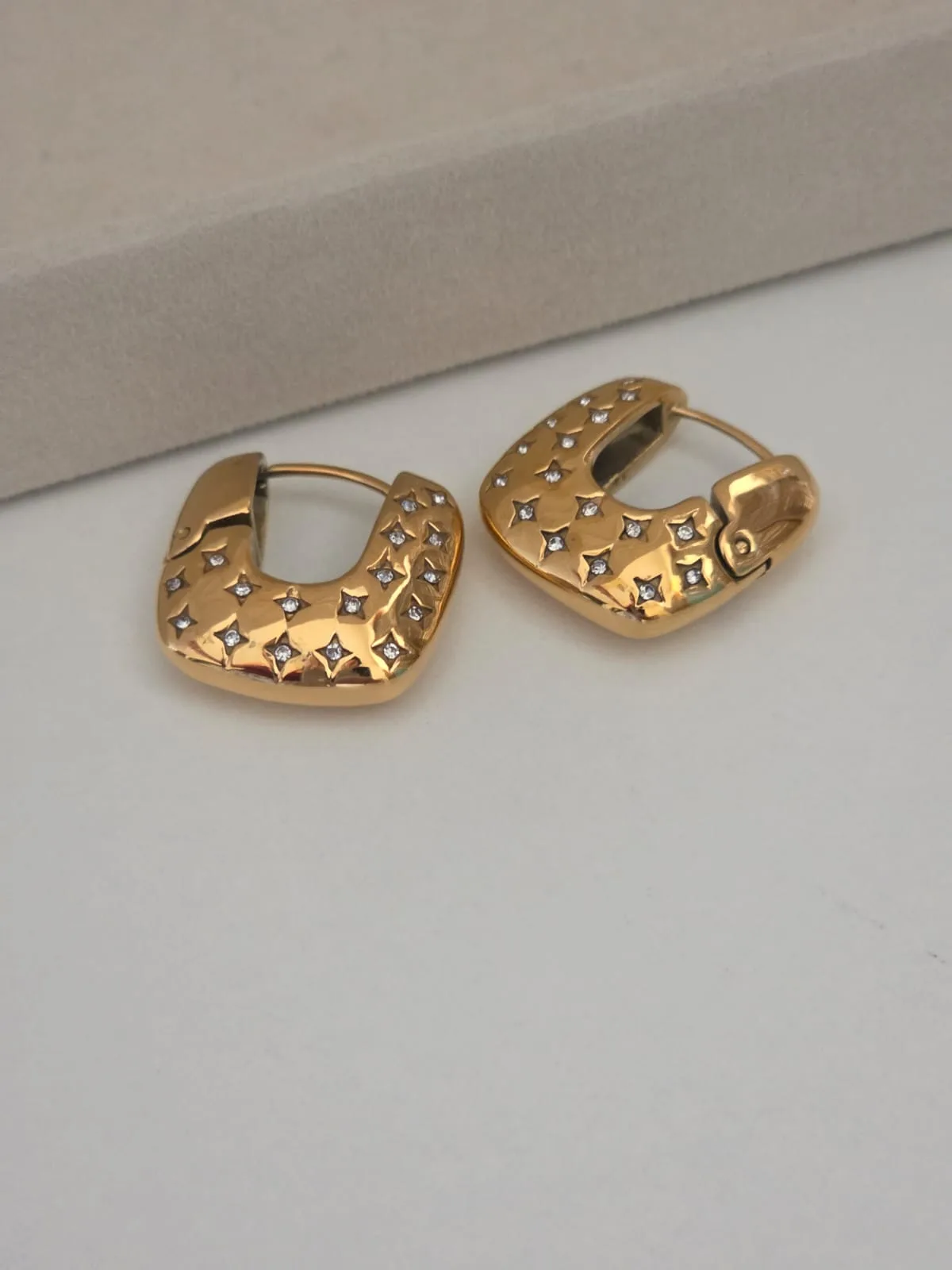 YESSENEA EARRINGS